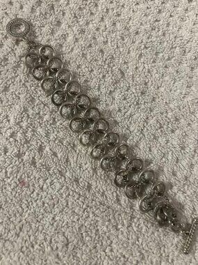 🐻Silver Colored Metal Chainlink Bracelet